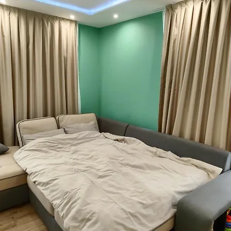 Downtown Gem With Free Private Garage Lägenhet Plovdiv